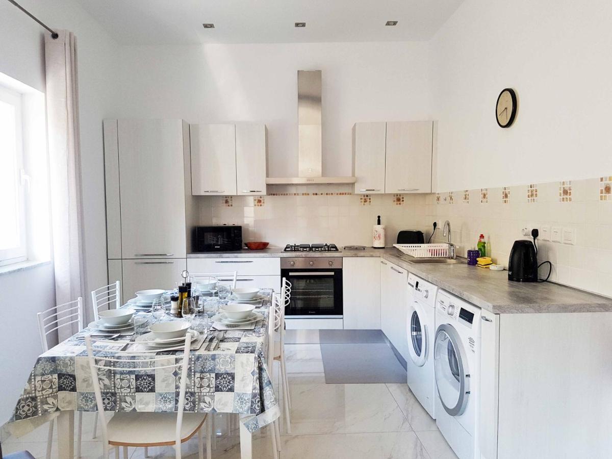 Ac1- Prime Location 3 Bedroom Apt In St.Julian'S St. Julian's Zewnętrze zdjęcie